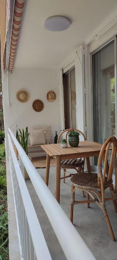 Marina'S Calm Apartment Salou Bagian luar foto